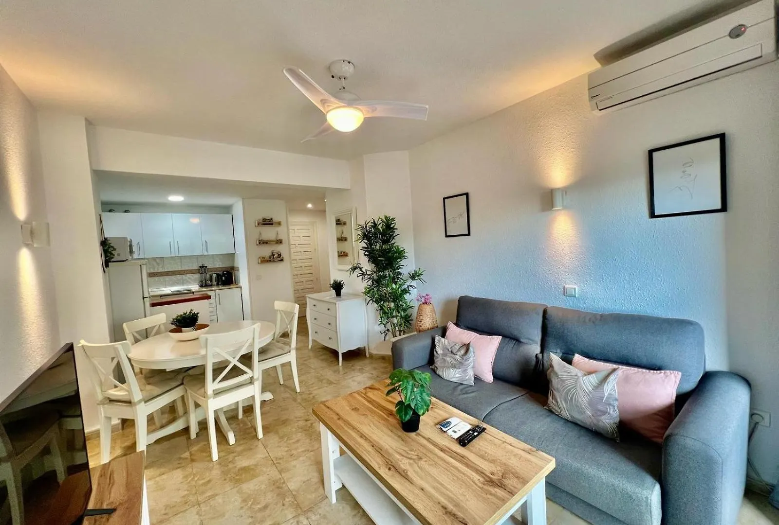 Lovely Sea And Garden View Apartment Benalbeach Benalmadena 0*,  Spain